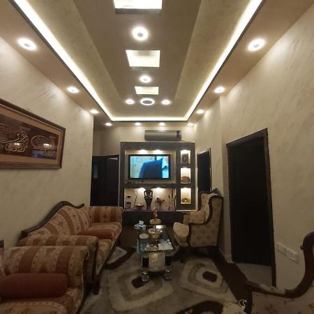 Jarajreh Apartments/ Hotel Al Al Karak Eksteriør billede