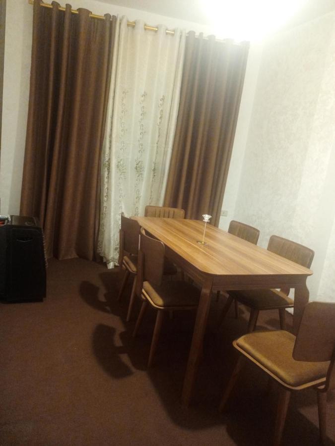 Jarajreh Apartments/ Hotel Al Al Karak Eksteriør billede