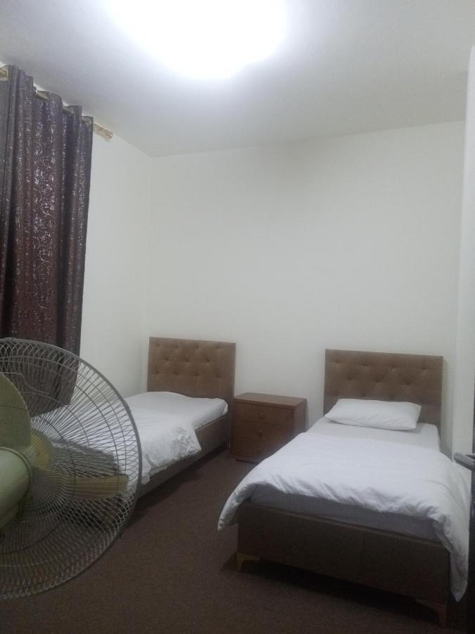 Jarajreh Apartments/ Hotel Al Al Karak Eksteriør billede