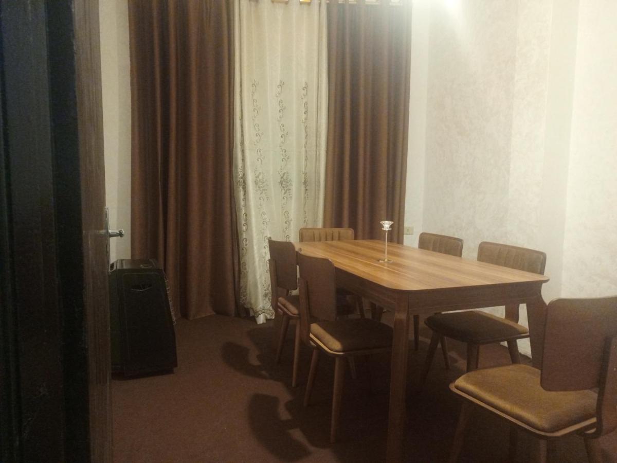 Jarajreh Apartments/ Hotel Al Al Karak Eksteriør billede